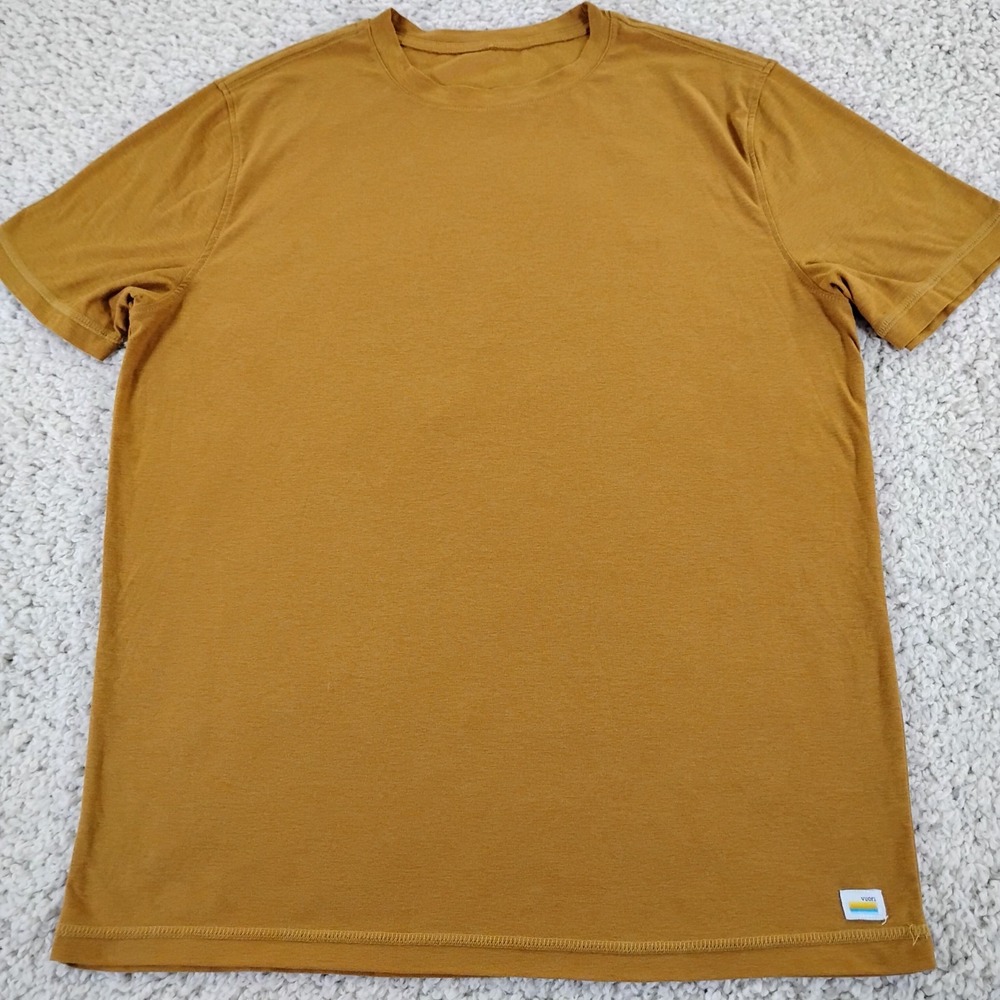 Vuori Shirt Mens Medium Yellow Strato Tech Running Stretch Gym Gold Workout Run